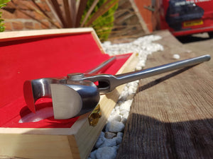 Scientific Horseshoeing Box Joint Nippers