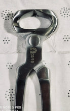 Load image into Gallery viewer, Scientific Horseshoeing Box Joint Nippers